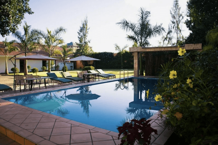 Прибытие в Танзанию и размещение в отеле